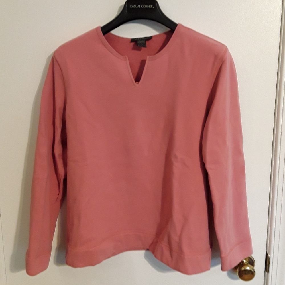 Casual terrycloth pullover